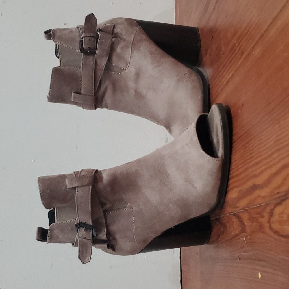 Tan Heeled Ankle Boots Size 6